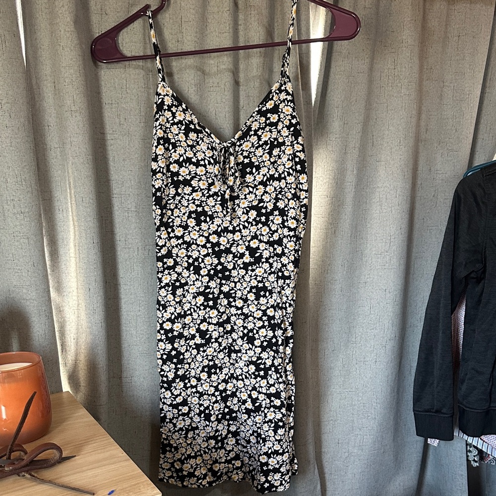 Hollister Black and White Floral Mini Dress